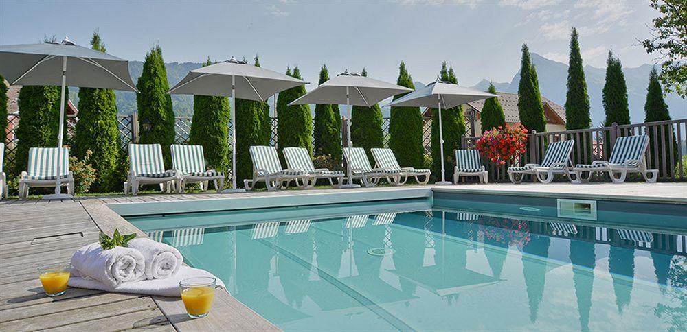 Le Morillon Hotel Exterior photo